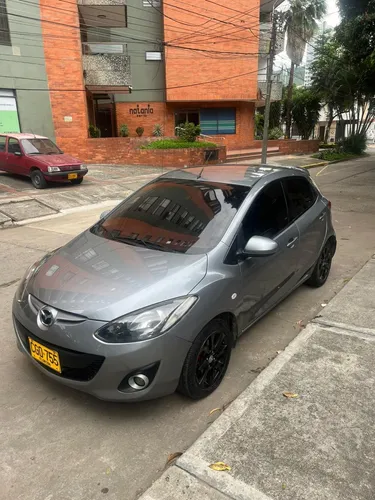 Mazda 2 15HM1C MT 1500CC 5P