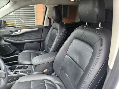 Ford Escape Hibrid