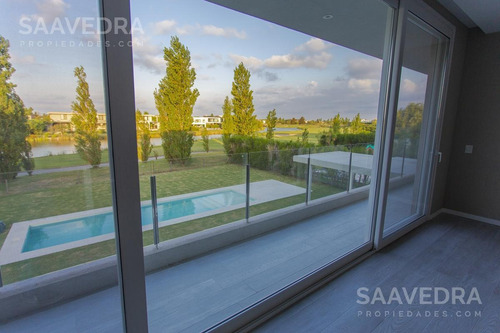 Imagen 16 de 26 de Exclusiva Casa Con Vista Al Lago Y Cancha De Golf. En El Golf Nordelta