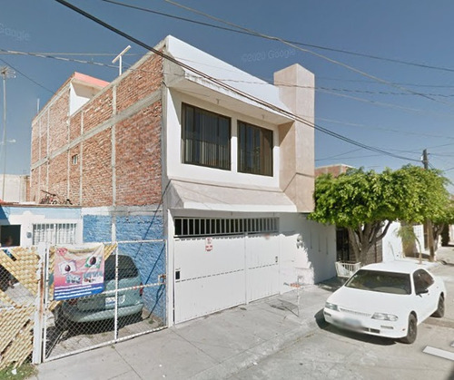 Sk01- Casa En Venta En C.juan De Palafox Y Mendoza, Virreyes, Salamanca, Gto. (70% Debajo De Su Valor Comercial, Solo Recursos Propios)