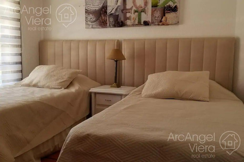 Casa Con Piscina En Alquiler Anual Venta , Playa Mansa Pda 39
