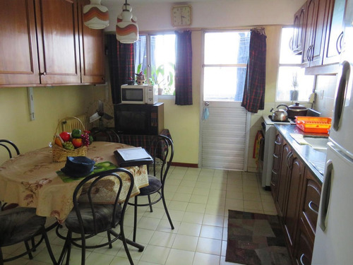 Imagen 3 de 9 de Venta Apartamento Tres Dormitorios Centro
