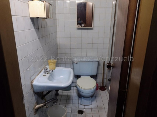Imagen 7 de 12 de Galpon En Venta Boleita Sur - +584242441712