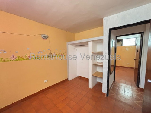Milagros Inmuebles Apartamento Venta Cabudare Lara Av Intercomunal Barquisimeto Acarigua El Palmar Economica Residencial Economico Código Inmobiliaria Rent-a-house 25-18227