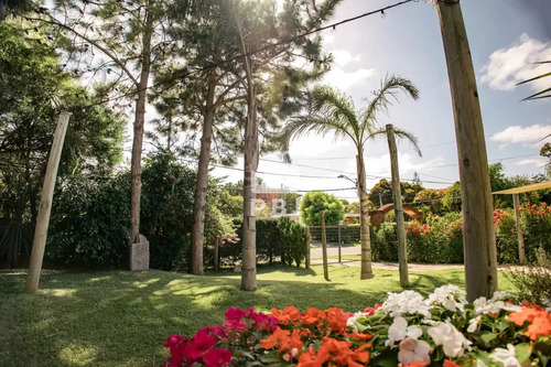 Venta De Casa 7 Dormitorios Playa Mansa - Ref : Pbi12802