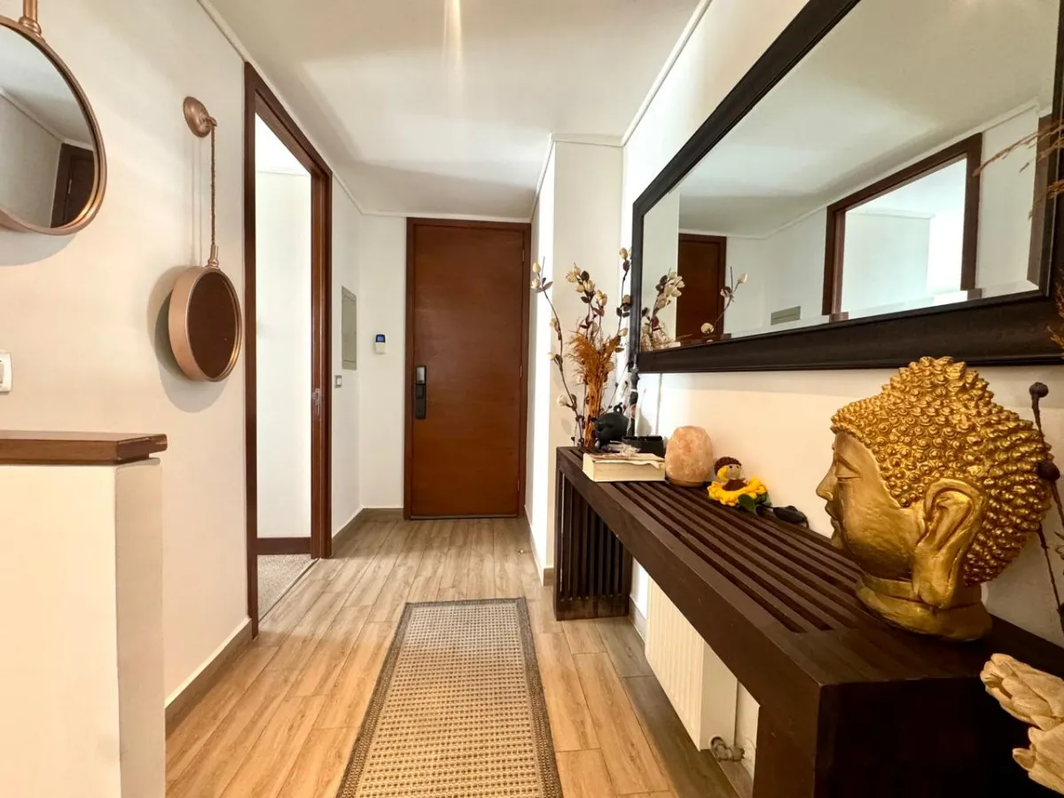 Imagen 2 de 17 de Precioso Departamento Duplex Con Jardín, Vitacura