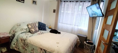 Piso 1, Metro, Excelente Ubicacion, 1d+1b+bod (98122)