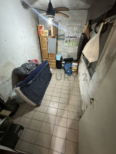 Casa Con Local A Refaccionar