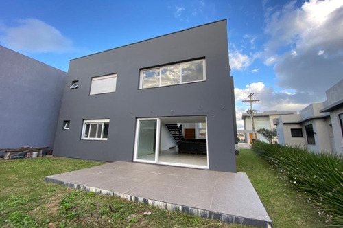 Imagem 28 de 29 de Casa À Venda Em Xangri-lá - Ca00995 - 34962131