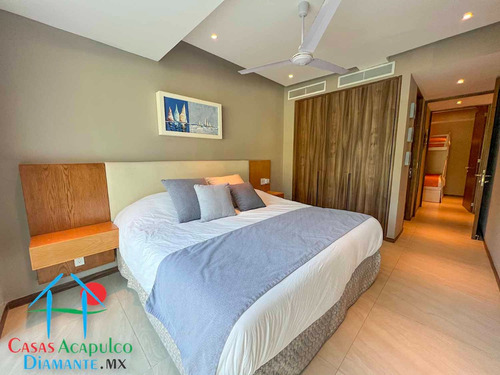 Cad La Isla Emerald K2. Terraza Con Vista A Los Jardines Y Albercas