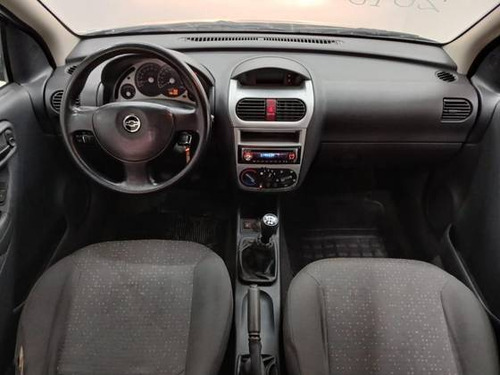 Chevrolet Corsa 1.4 MPFI PREMIUM SEDAN 8V FLEX 4P MANUAL