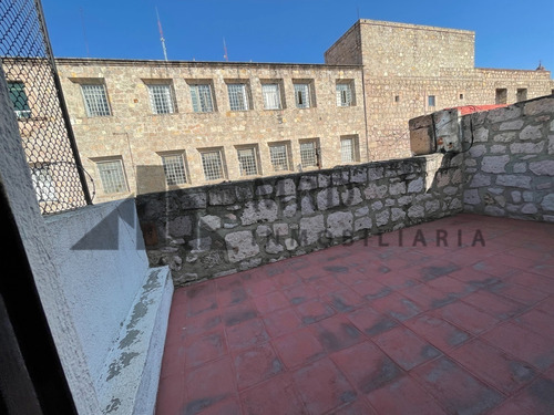 Casa En Venta En El Centro Histórico De Morelia, Mich.