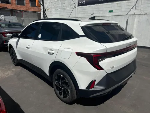 Kia K3 Cross 1.6 Zenith