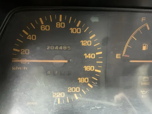 Mazda 323 1.3 He