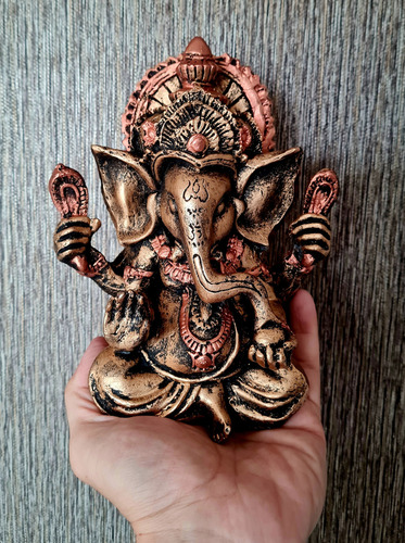 Estátua Ganesha Deus Sabedoria Sorte Resina 20cm ! Cor Ouro Velho / Bronze