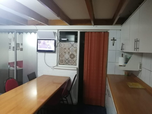 Vendo Amplia Casa 5d-3b Barrio Tranquilo Y Seguro