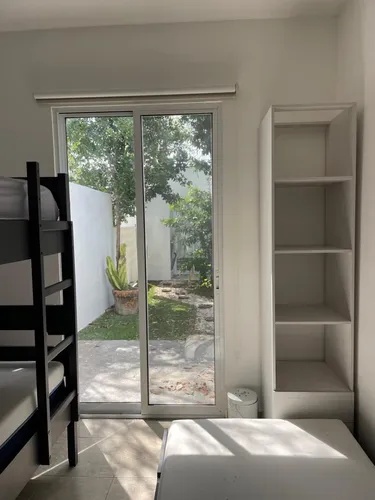 Casa En Renta, Puerto Morelos, 2 H, 1b, A 3km De La Playa, Con Alberca