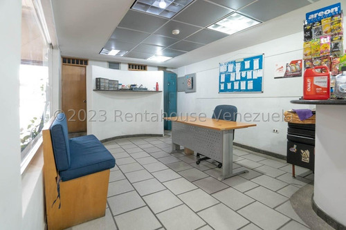 Galpon En Terreno De 3.126 M2 En Venta Chacao I