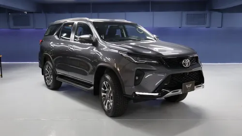 Toyota Fortuner Sw4 2025