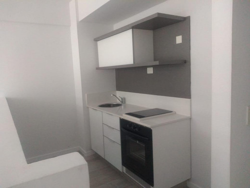 Imagen 3 de 19 de Departamento En Venta De 2 Ambientes En Puerto Madero