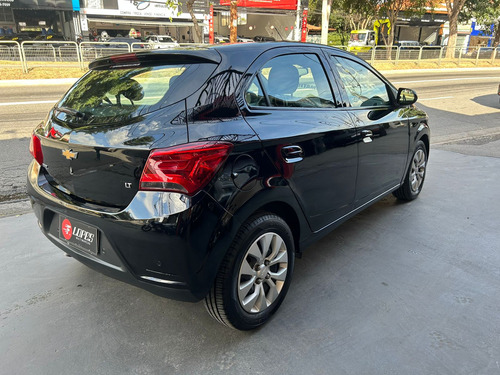 Chevrolet Onix ONIX HATCH LT 1.4 8V FLEXPOWER 5P AUT.