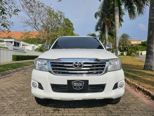 Toyota Hilux 2.5 4x4 DC