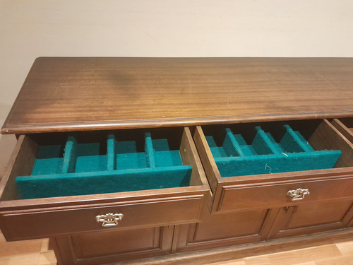 Mueble De Living Grande Con Cajones