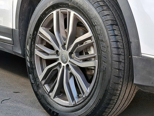 Geely Azkarra Luxury