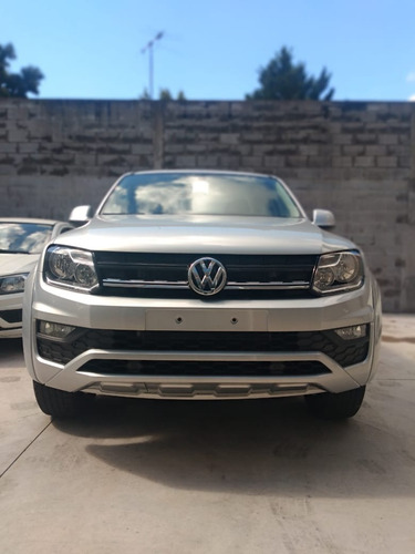 Imagen 3 de 16 de Volkswagen Amarok Comfortline 4x2 Mt 2022 0 Km En Stock Kb
