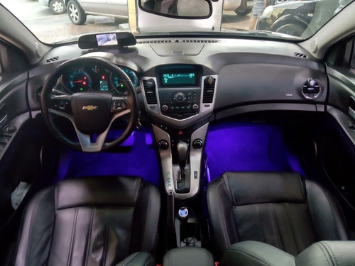 Imagem 7 de 10 de Chevrolet Cruze 2013 1.8 Lt Ecotec 6 Aut. 4p