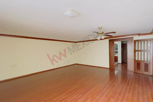 Experimenta El Lujo Y La Comodidad En Esta Impresionante Residencia Con Una Superficie De 600 M2 ...