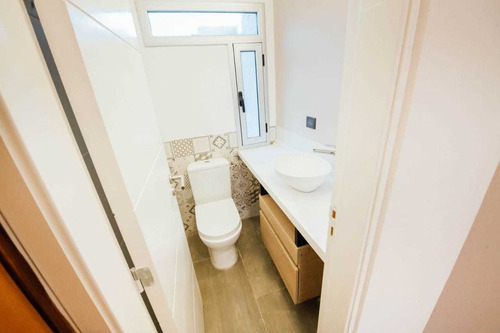 Imagen 7 de 10 de Venta Duplex En Barrio Villa Claret