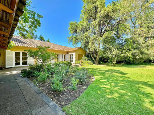 Sitio En Venta En Las Condes