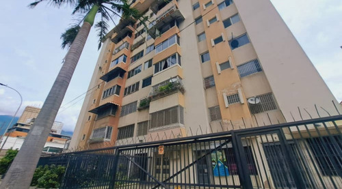 Apartamento En Alquiler, Urbanización La Florida, Parroquia El Recreo.