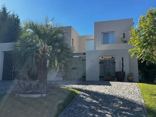Casa en alquiler en Tigre