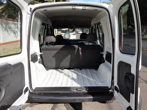 Imagen 10 de 18 de Renault Kangoo 1.6 Furgon Ph3 Confort 5as 2plc 2016
