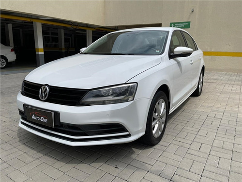 Volkswagen Jetta 2.0 TRENDLINE FLEX 4P TIPTRONIC