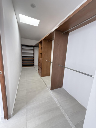Casa En Venta Merida, En Privada, Con 562 Mt De Construccion