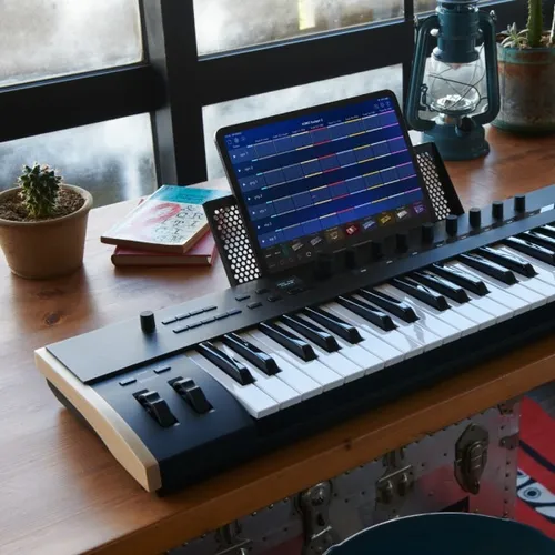 Korg Keystage 49 Controlador Midi 49 Teclas Polifonico
