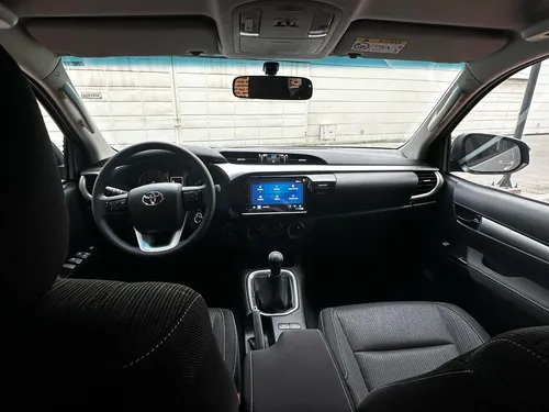 Toyota Hilux 2.4 Diésel 4X4