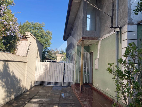 Casa En Venta De 6 Dorm. En Macul