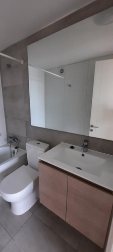 ¡vive En Santiago! Dpto. 50m², Cerca Metro Ñuble