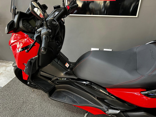 Yamaha Xmax Abs 2023 - Único Dono - Rev. Na Concessionária