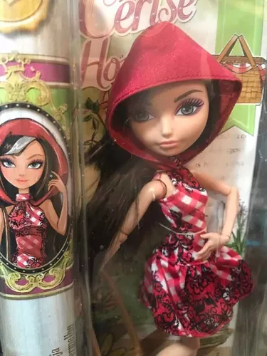 Boneca Ever After High - Piquenique Encantado - Cerise Hood Cld85