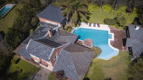 Imagen 6 de 15 de Antonini Modet - Venta De Casa En Pilar Del Lago