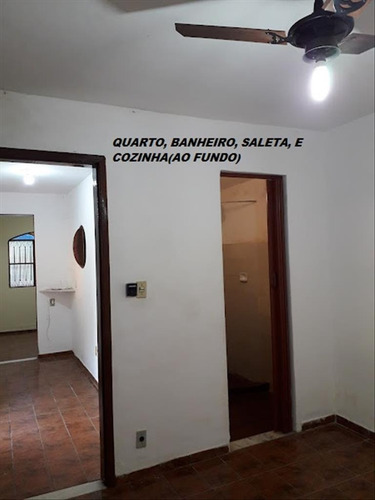 Oportunidade Imperdível! Vendo Casa Em Araruama São Vicente Na Região Dos Lagos-rj 1 Quarto-suíte Garagem Coberta(1 Vaga) E Descoberta(3 Vagas) Quintal Grande Com Frutíferas Varandão Em L