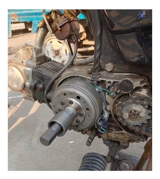 Segunda imagen para búsqueda de extractor de volante moto
