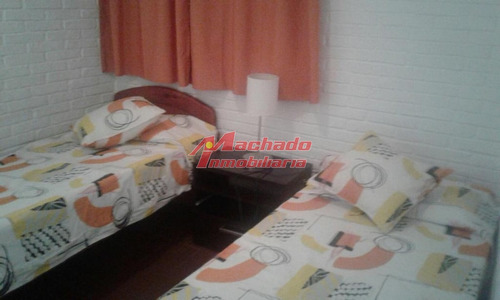 Muy Buena Casa, En Zona Residencial- Ref: 5213