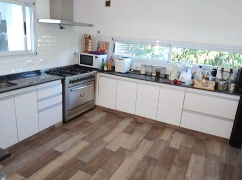 Imagen 8 de 22 de Casa En Venta En El Canton Islas