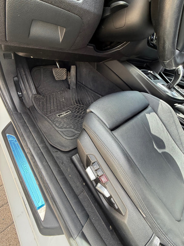 BMW Serie 3 3.0 330i Sedan Sport Line 252cv